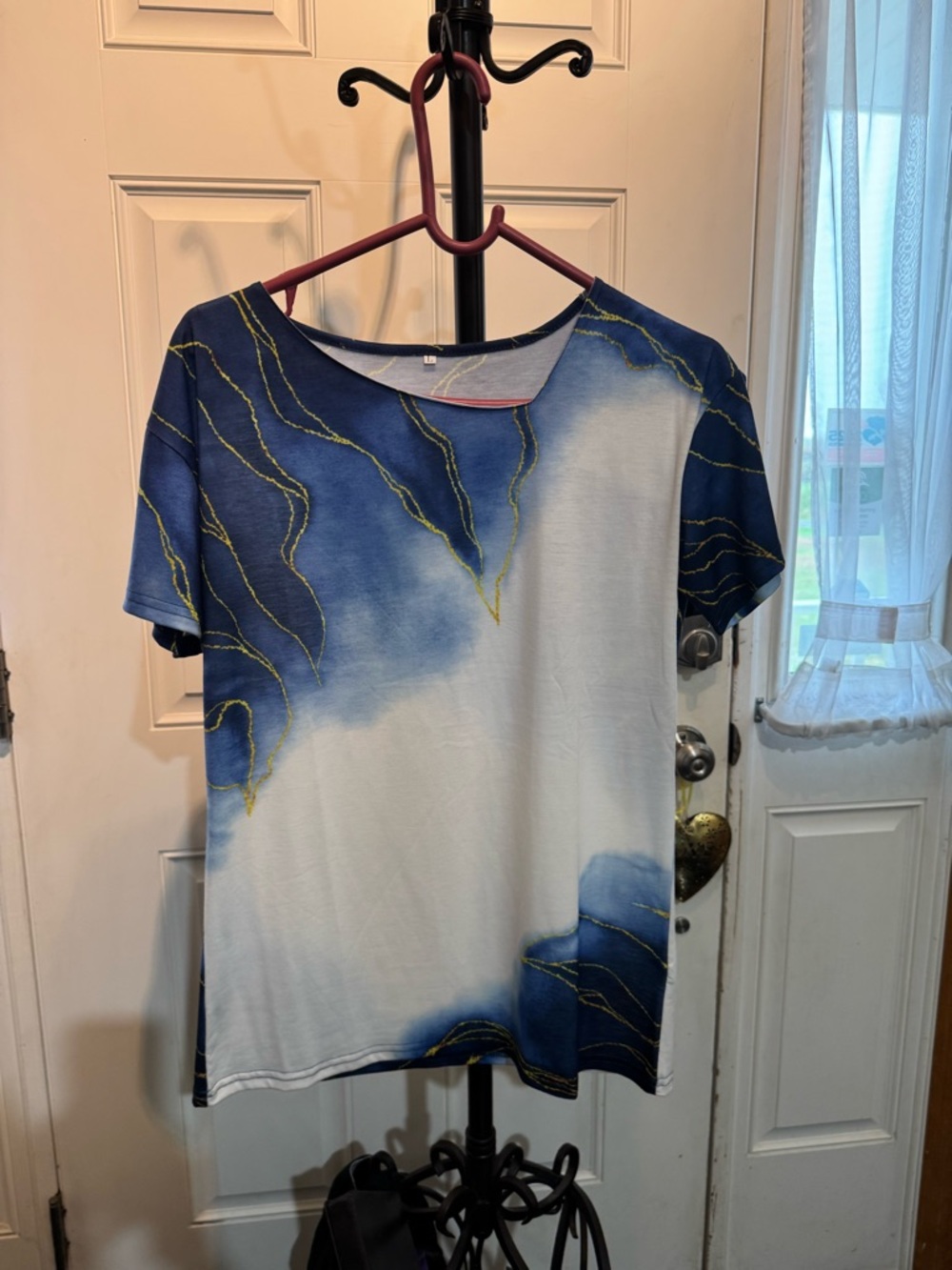 Women's Blue Ombre Short Sleeve Top with Gold Stitch Detail